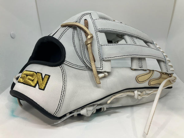 Japanese Kip Leather Elite Series fielding glove white/metallic gold/black drip H